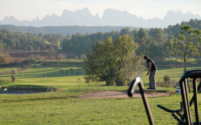 Montserrat Tour with Golf, Food & Wine