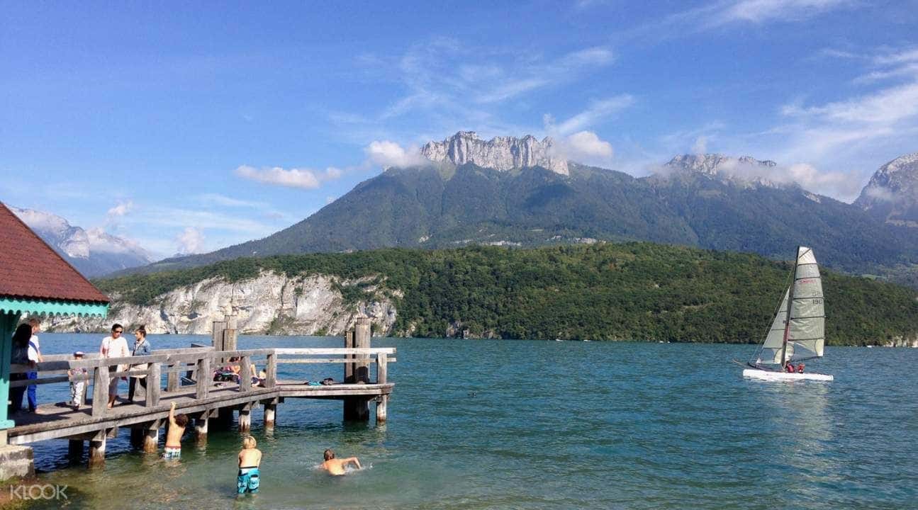 Annecy Half Day Tour from Geneva3