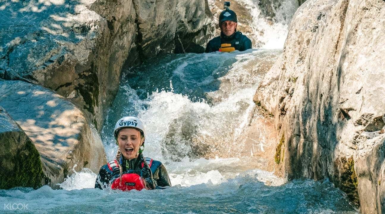 Canyoning in a Local Canyon from Interlaken4