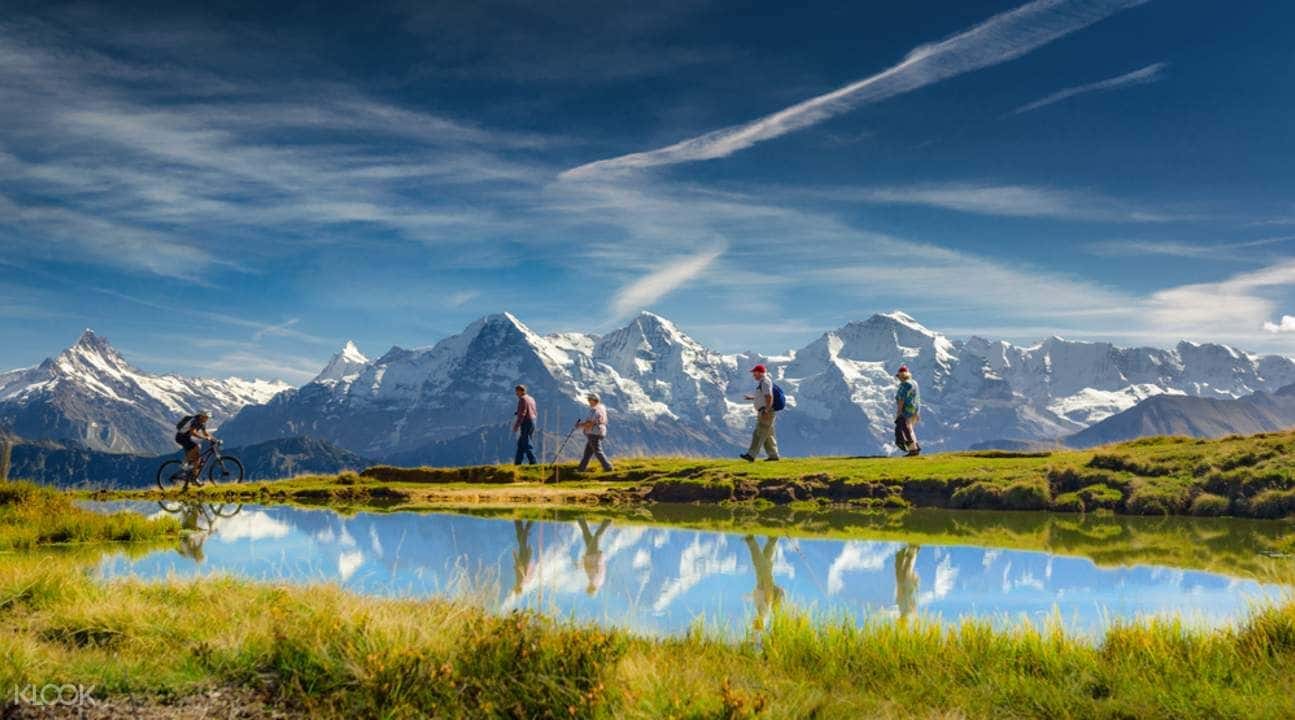 Day Trip to Grindelwald and Interlaken from Zürich1