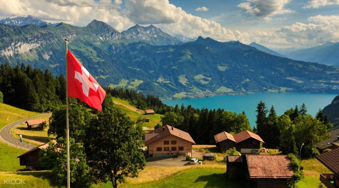Day Trip to Grindelwald and Interlaken from Zürich3