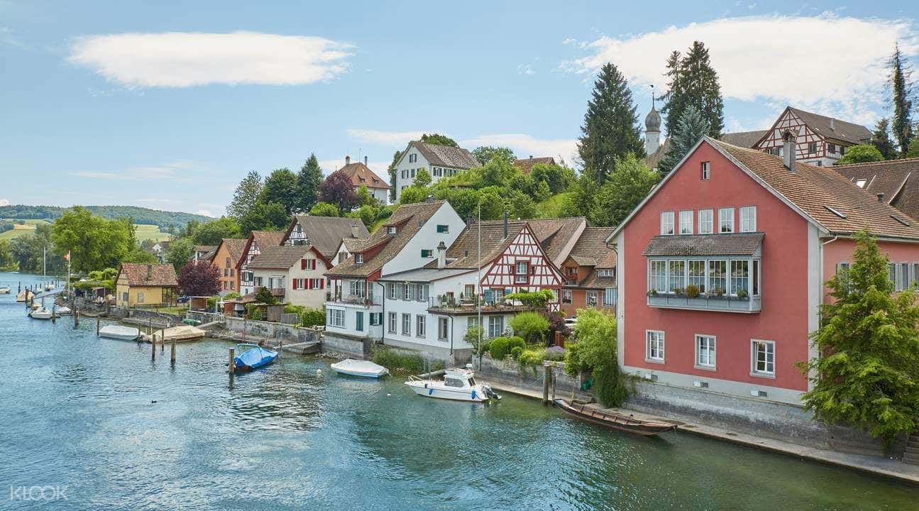 Half Day Tour to Rhine Falls and Stein am Rhein (Zurich Departure)3