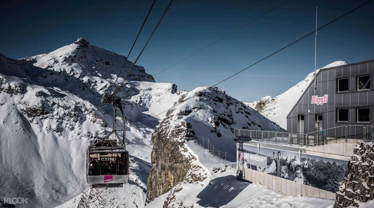 Schilthorn Round Trip Cable Car Ticket from Stechelberg1