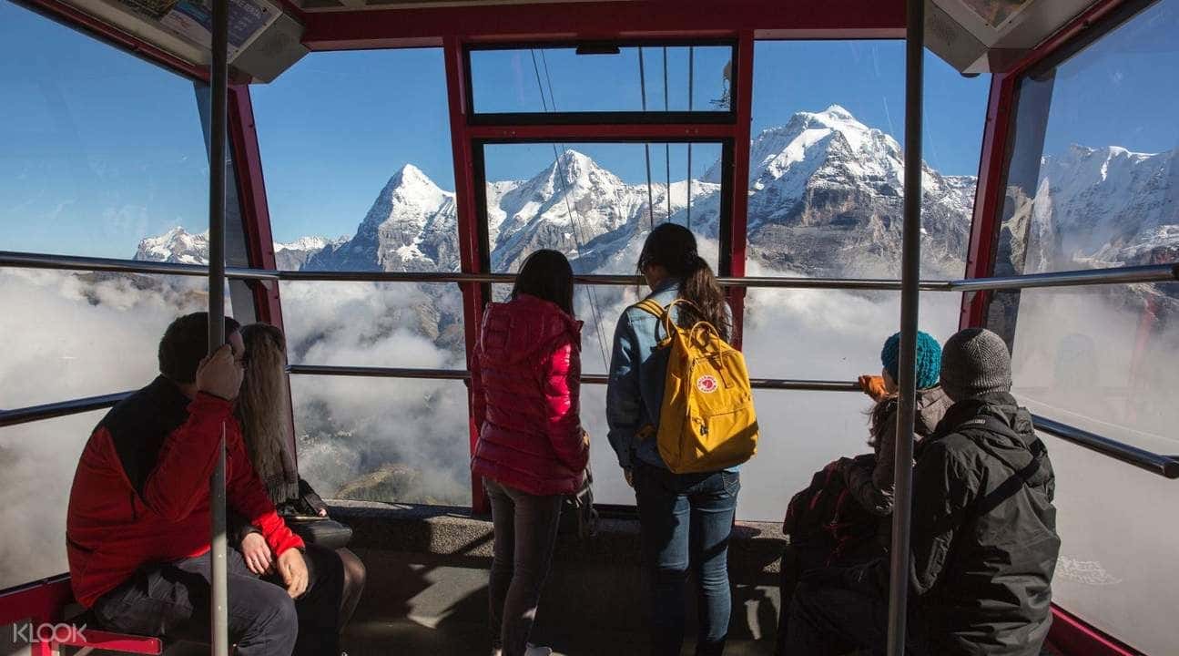 Schilthorn Round Trip Cable Car Ticket from Stechelberg2
