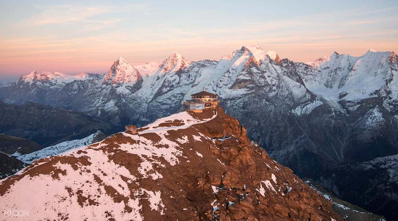 Schilthorn Round Trip Cable Car Ticket from Stechelberg3