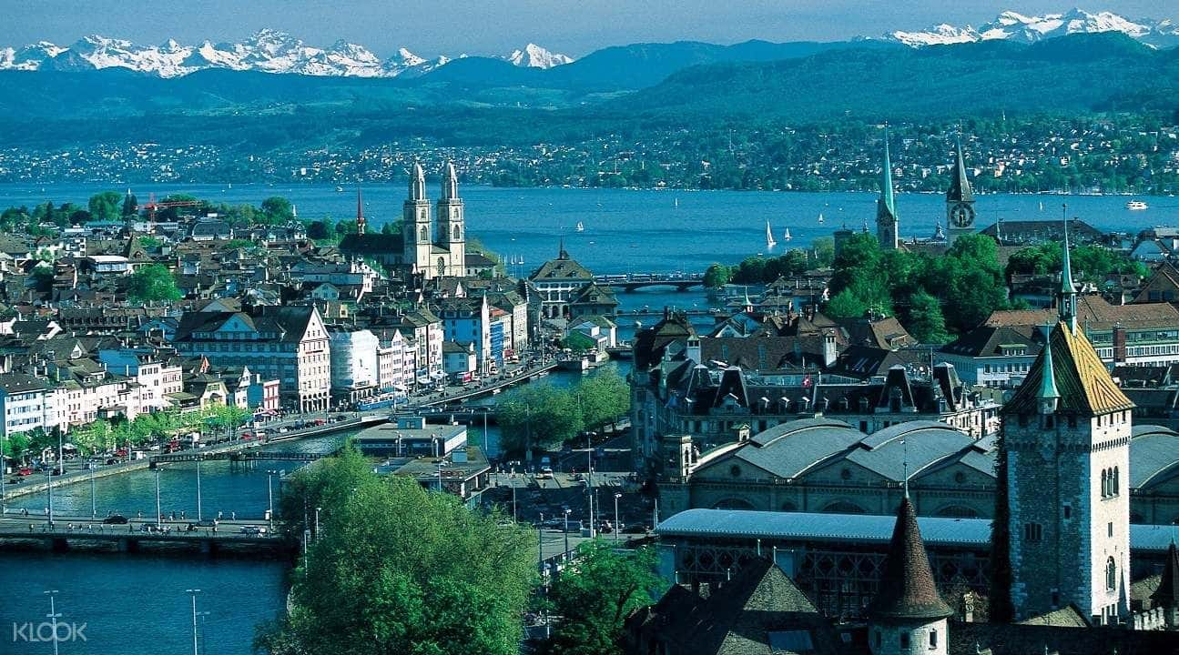 Sunset Tour and Cheese Fondue Dinner in Zürich1