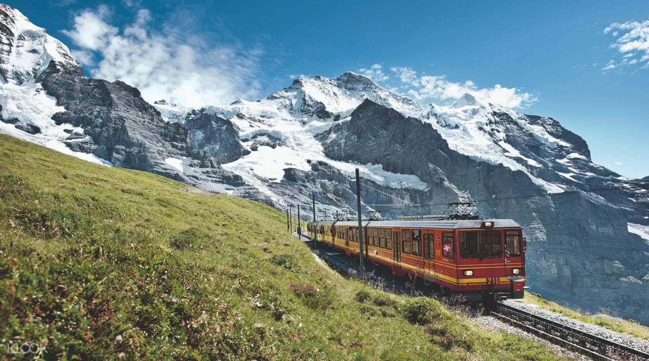 Top of Europe: Jungfraujoch Day Trip from Zurich1