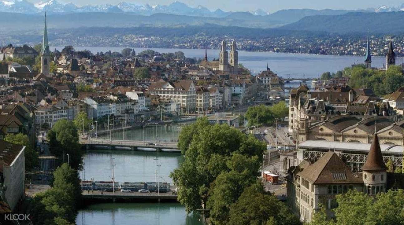 Zürich City Tour with Cruise and Chocolate1