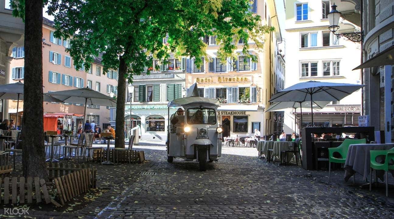 Zurich E-Tuk Tuk Tour3