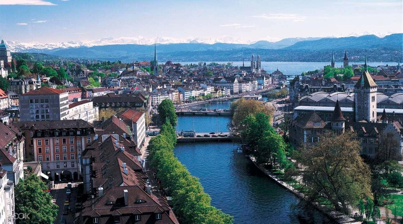 Zurich Sightseeing Bus Tour1