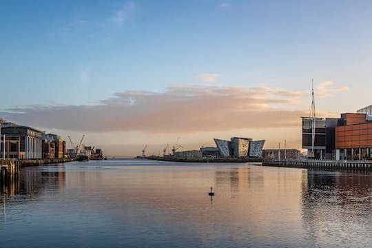 Belfast Old Town private guided tour