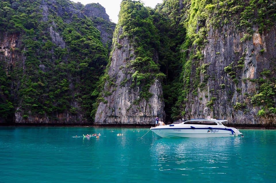 Phi Phi-Maya-Bamboo by Speedboat Trips and Day Trips