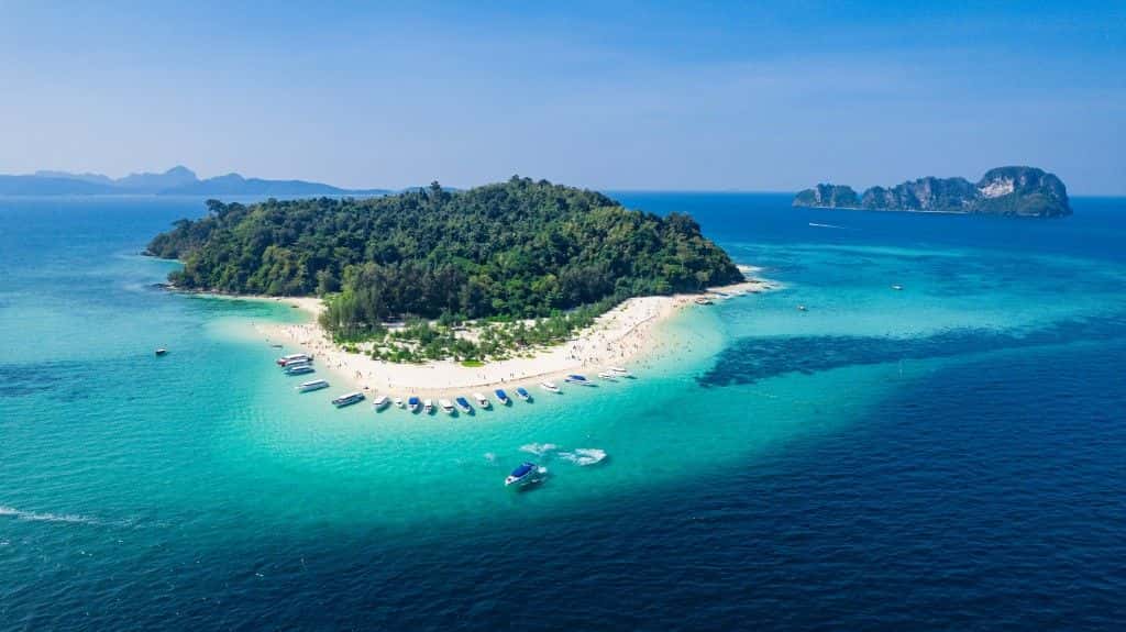 ทัวร์เลซี่ เกาะพีพี-อ่าวมาหยา-อ่าวปิเละ-เกาะไผ่ เรือคาตามารัน 2 ชั้น โดย SEA STAR ANDAMAN ทริปเที่ยว และเดย์ทริป1