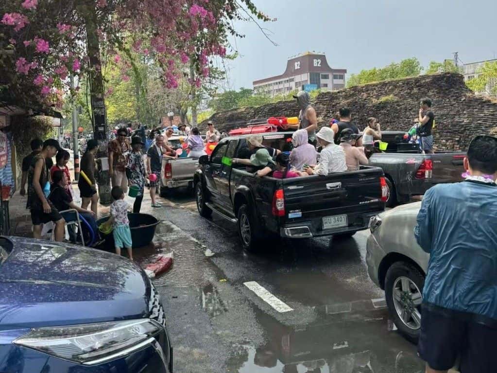 Songkran Festival Funny Half day Tour3