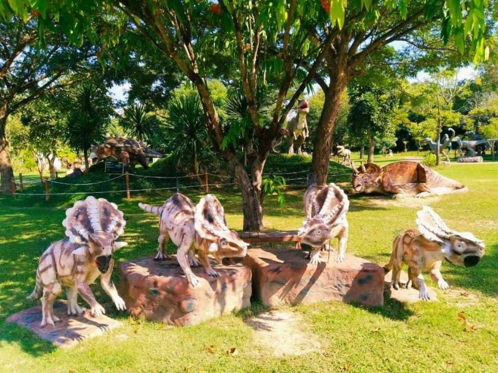 บัตรเข้าชมหมู่บ้านลึกลับเมืองไดโนเสาร์เชียงใหม่ (Hidden Village Chiang Mai)2