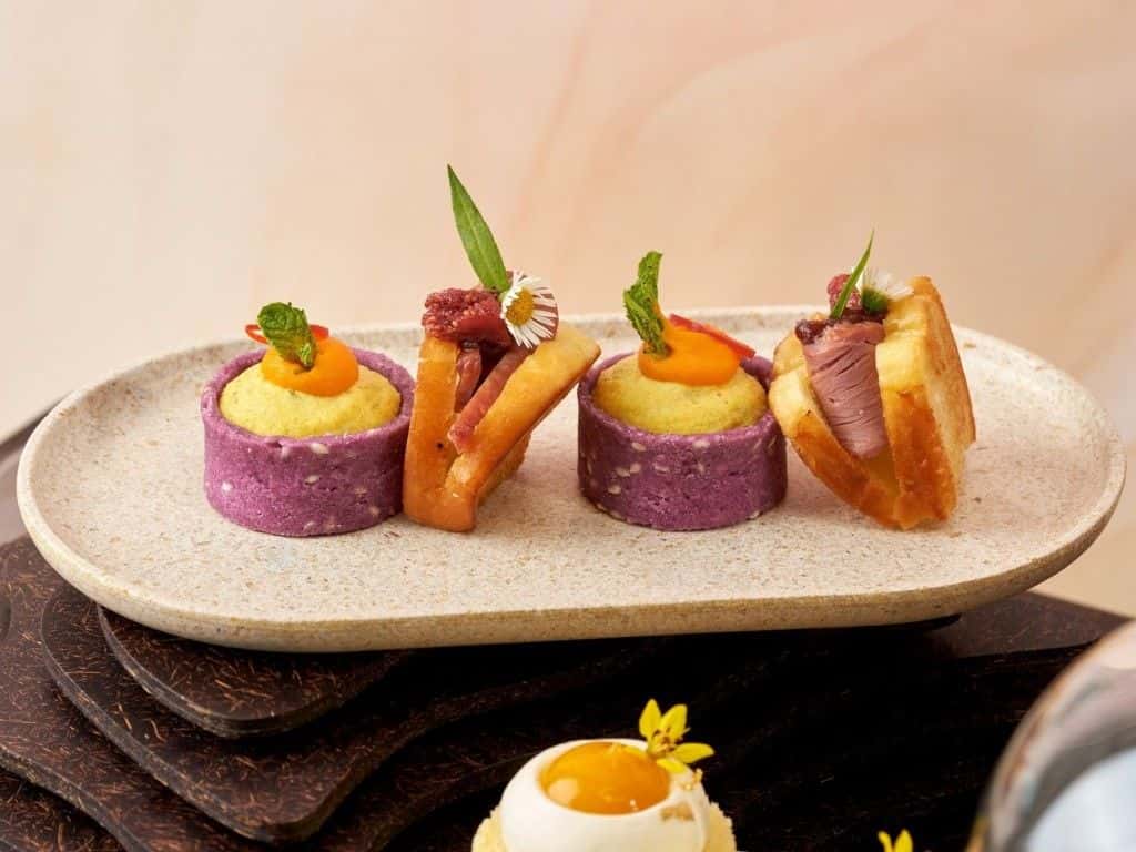 Afternoon Tea at Lobby Lounge, Sindhorn Kempinski Hotel Bangkok2