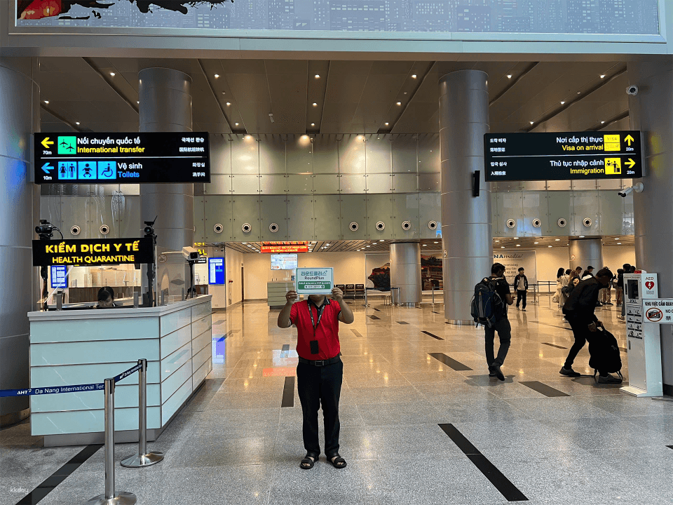 VIP Fast Track Servce For Immigration At Da Nang International Airport (DAD)| Da Nang City - Vietnam1