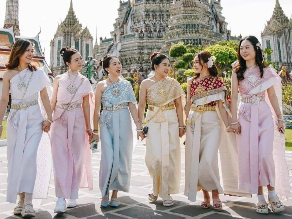 Thai Traditional Dress Rental with Makeup, Hair & Photography by One Day Thai