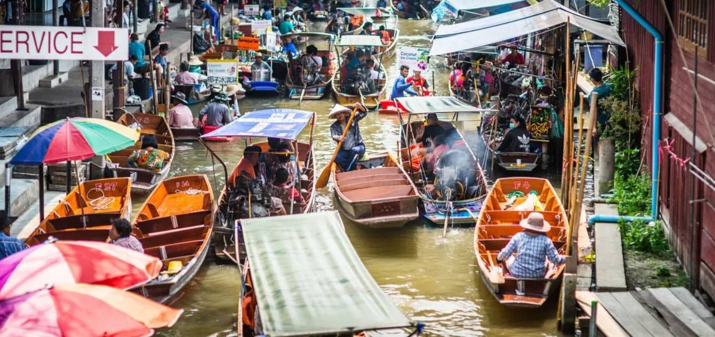 ทัวร์ตลาดร่มหุบ และ ตลาดน้ำดำเนินสะดวก (ครึ่งวัน) พร้อมล่องเรือ ทริปเที่ยว และเดย์ทริป