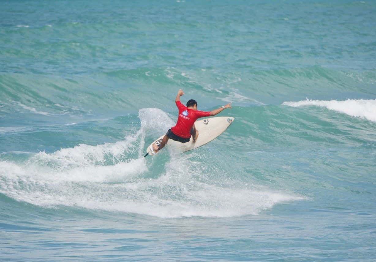 Surf Lessons at Bangtao Surf School Phuket3