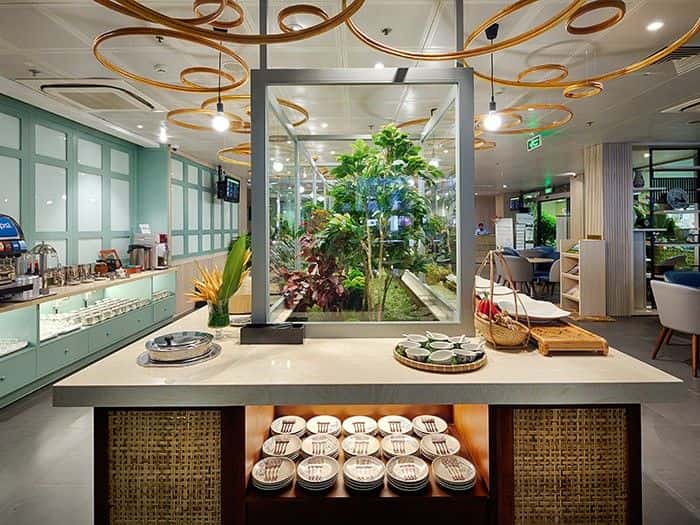 Tan Son Nhat International Airport (SGN) Lounge Pass1