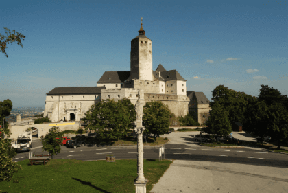 Forchtenstein Castle Tour: Priority Entrance