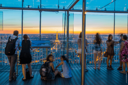 ทัวร์หอคอย มงต์ปาร์นาส ชั้น56 ชมวิวมุมมอง 360 องศาที่งดงามของเมือง