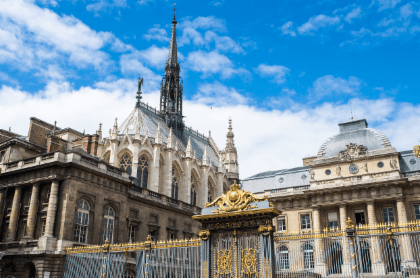 ทัวร์เข้าชมพระราชวงศ์ในสไตล์โกธิค Sainte-Chapelle ด้วยช่องทางพิเศษ