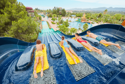 Caribe Aquatic Park + Roundtrip from Barcelona