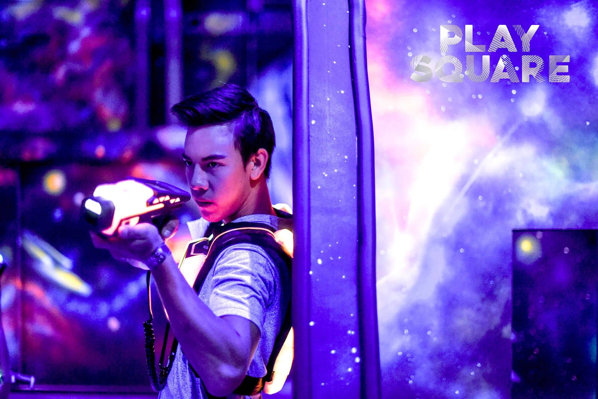 เพลย์มอนโด และ เพลย์สแควร์