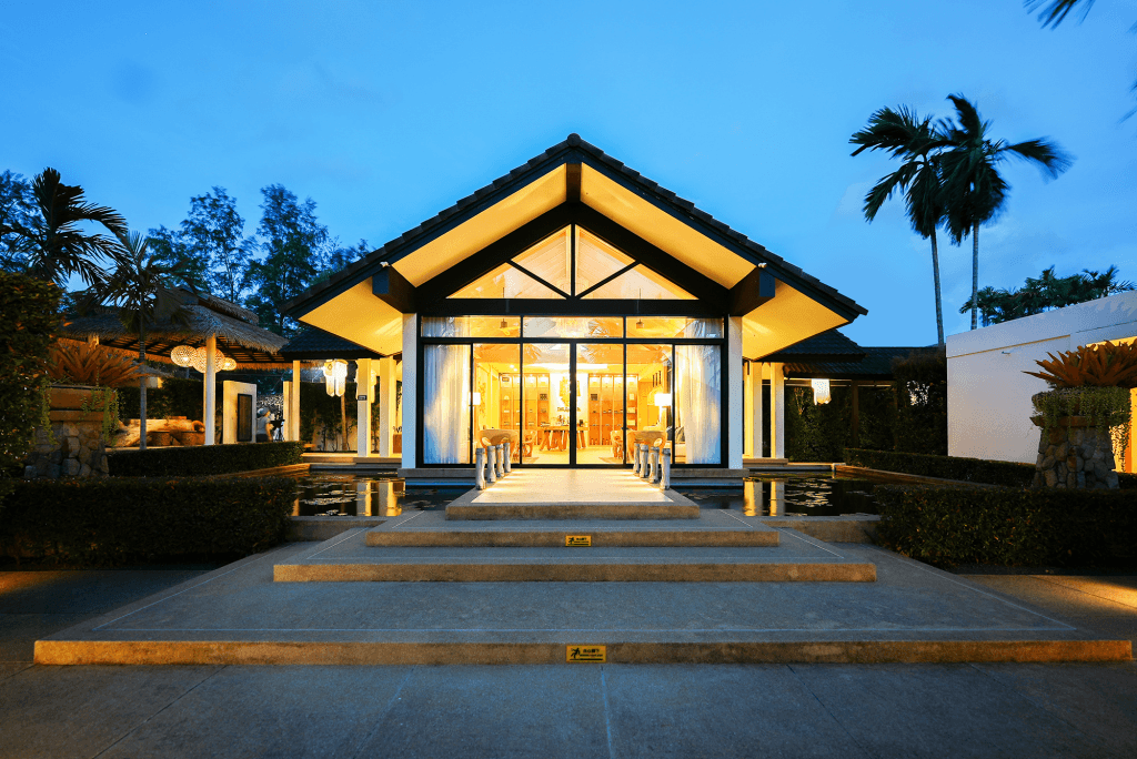 Oasis Tropical Retreat Spa1