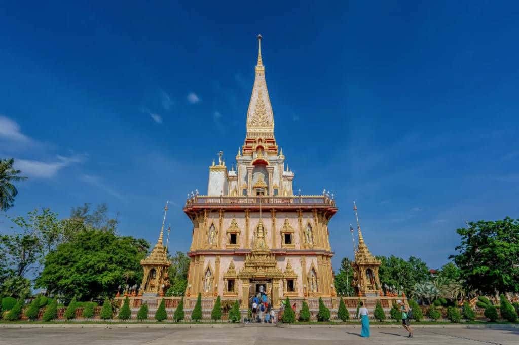 Phuket Old Town & Famous Temples Tour Trips and Day Trips3