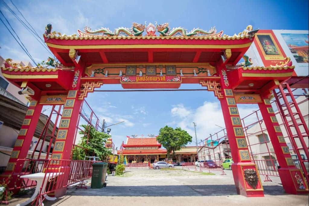 Phuket Old Town & Famous Temples Tour Trips and Day Trips4