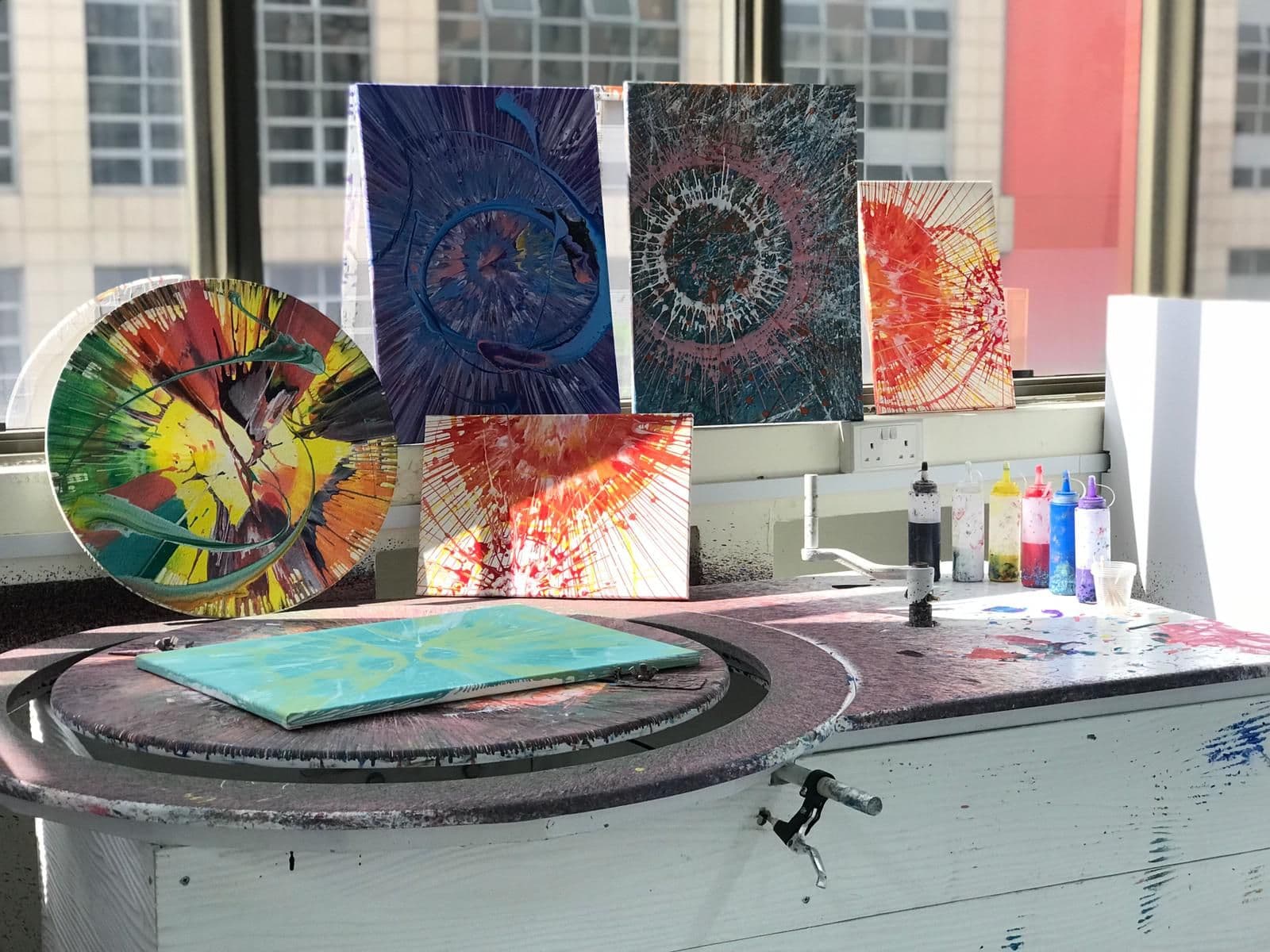 Spin Paint House