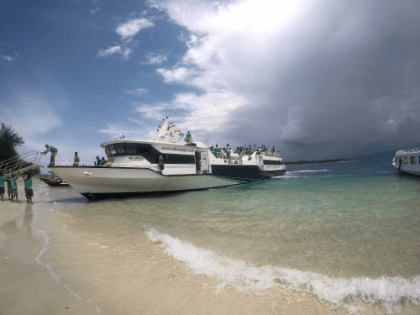 ตั๋วเรือเฟอร์รี่ Bali Premium Fast Ferry ไป/จาก เปอนิดา/ เลมโบงัน โดย Ekajaya
