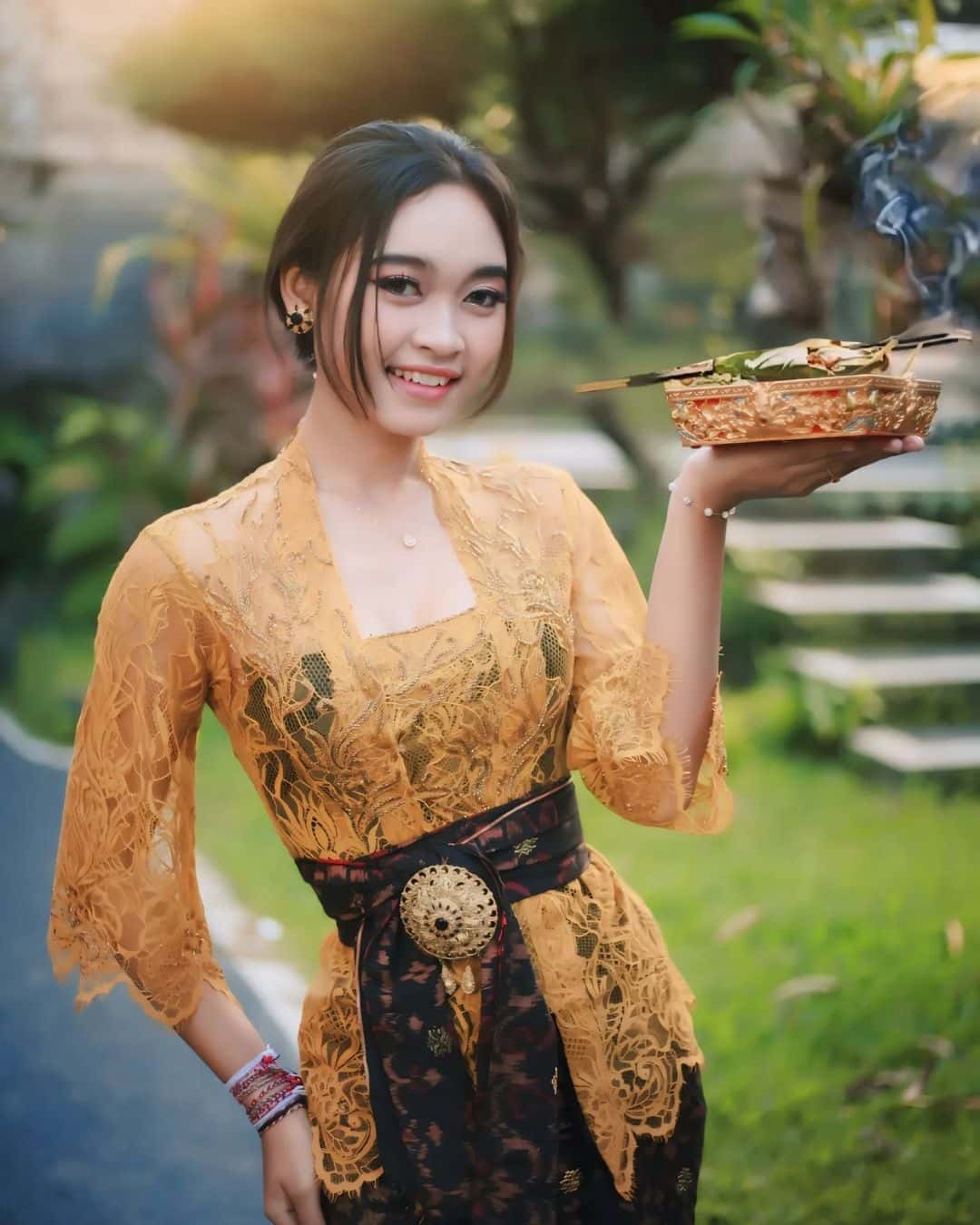 Explore Ubud with Balinese Uniform Rental3