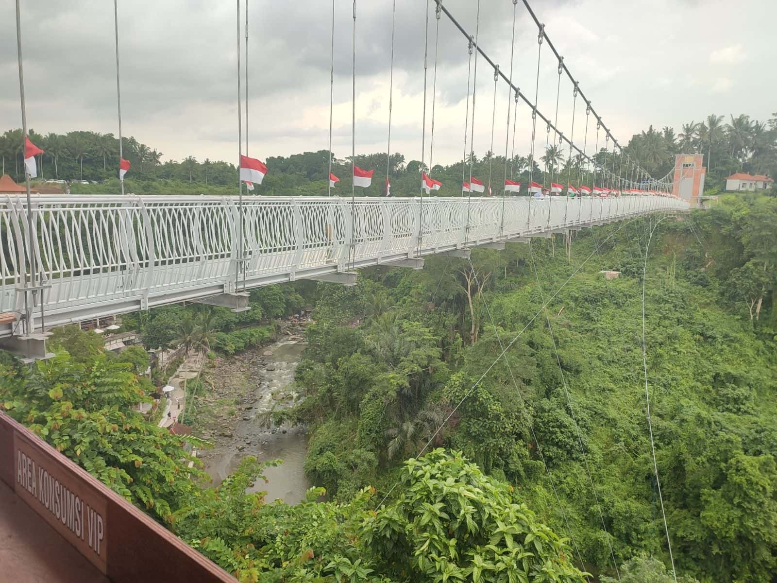 Glass Bridge Bali3
