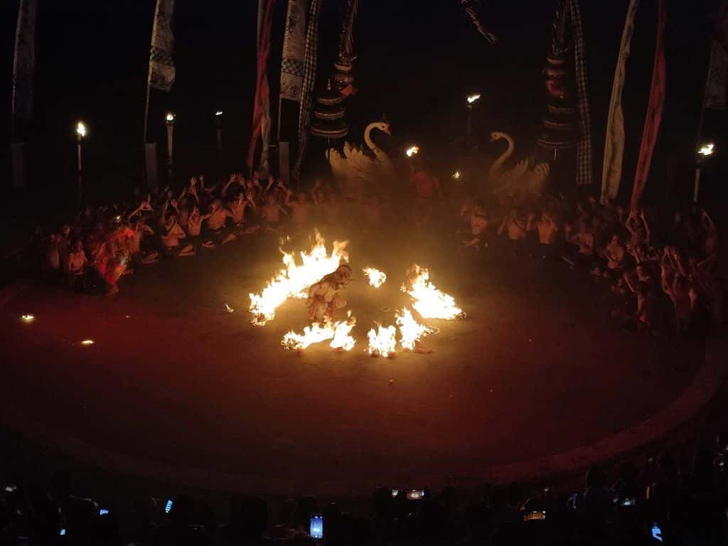 Melasti Beach Kecak Dance Show3