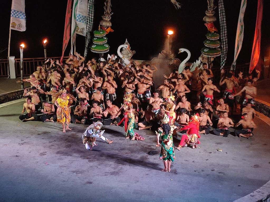 Melasti Beach Kecak Dance Show4