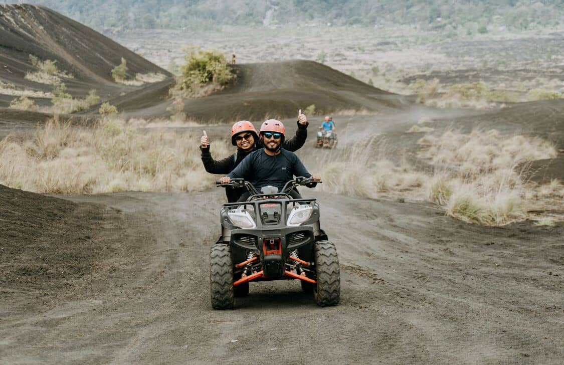 ทริปขับ ATV บนลาวาภูเขาบาตูร์