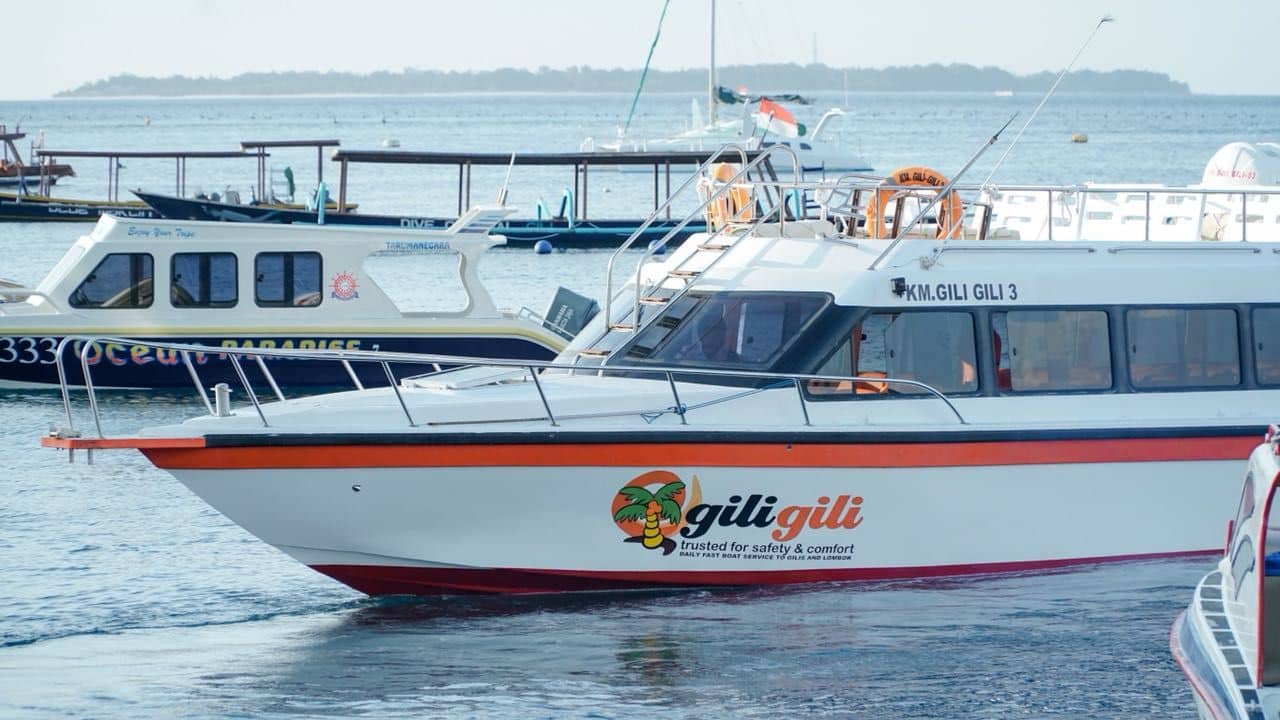 Padang Bay to Gili Trawangan / Gili Air / Bangsal Lombok by Gili Gili Fast Boat