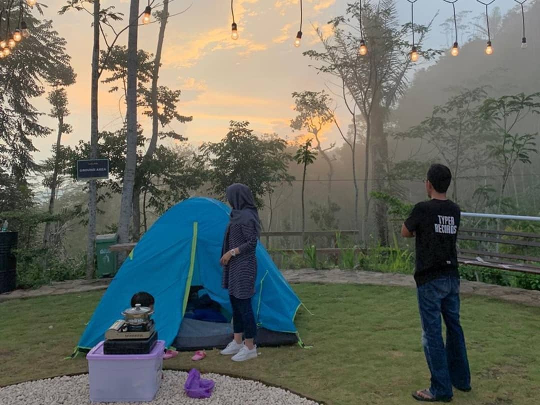แพ็กเกจค่ายพระอาทิตย์ขึ้นแบบหรูสำหรับ 2 คน ที่ปุจัก 9 บิกิตงีซิส