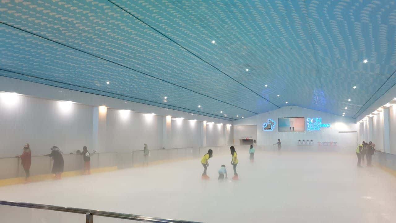 ลานไอซ์สเก็ต SCH เมืองยอกยาการ์ตา2