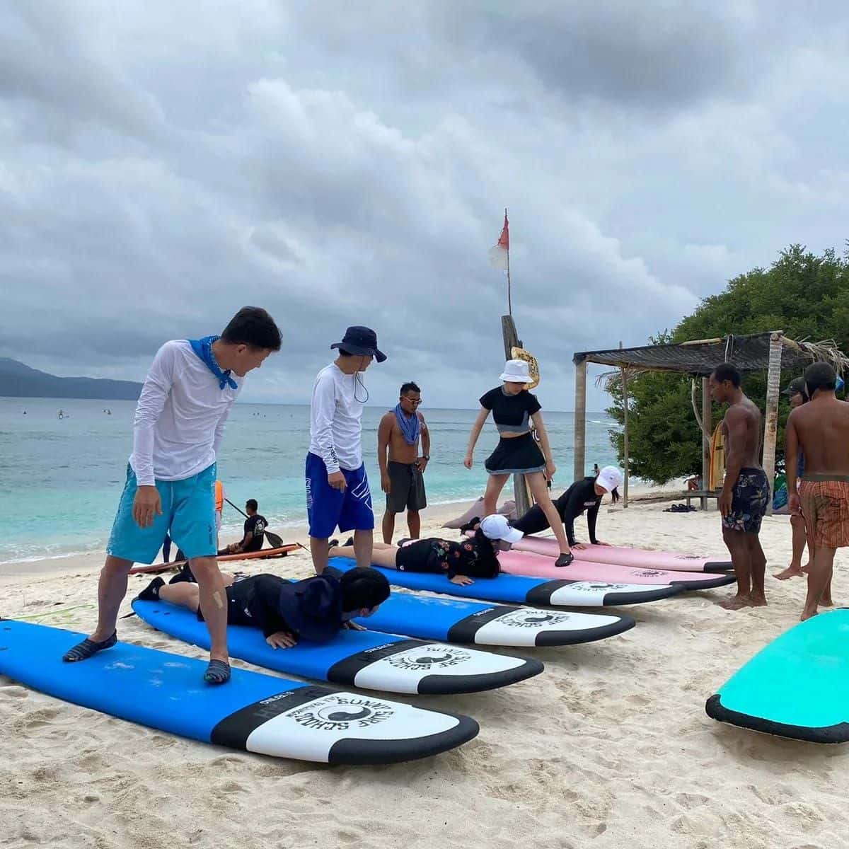 โรงเรียนสอนโต้คลื่นซันนี่ กีลี ตราวังกัน4