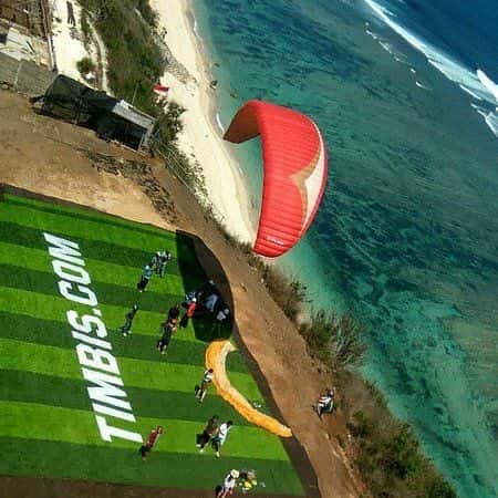 Timbis Paragliding Bali1
