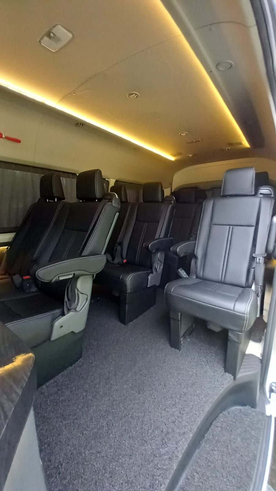 Treva&Co HiAce Rental3