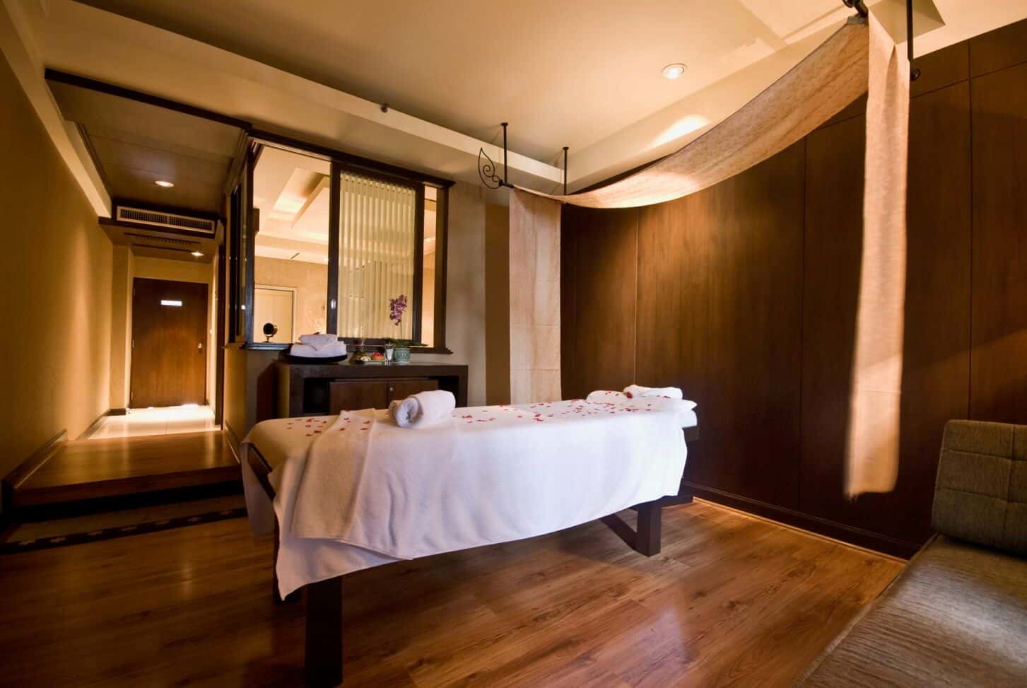 Boran Massage & Spa at The Twin Towers Hotel Bangkok2