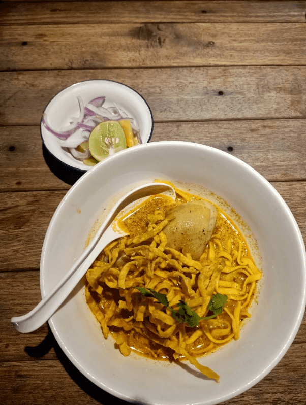 Chiang Mai Evening Street Food Walking Tour4