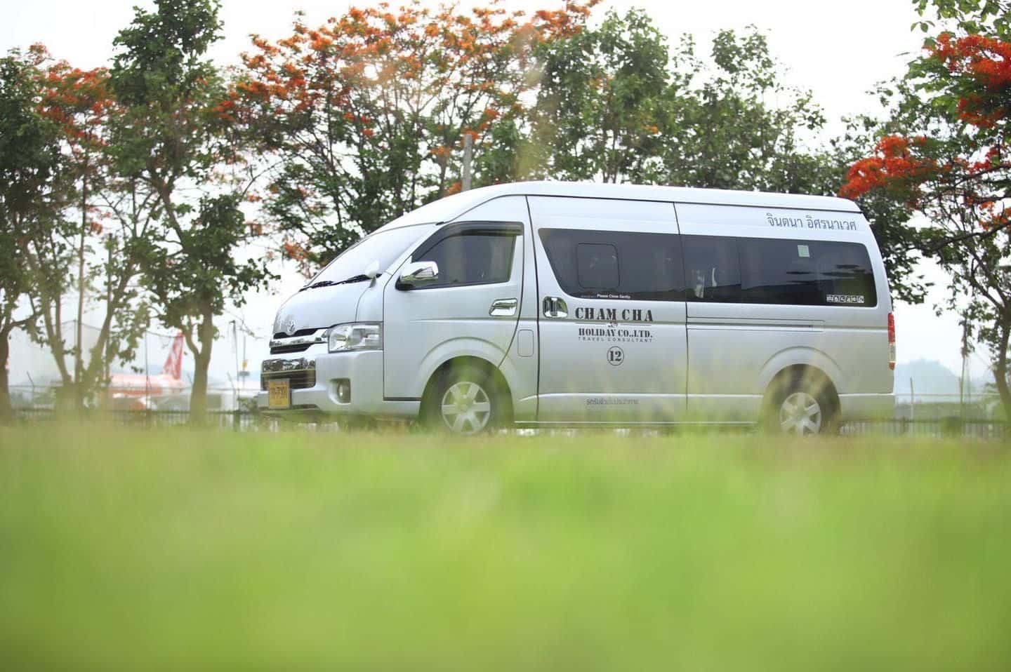 Chiang Mai International Airport Private Transfer to/from Chiangmai Old City (Night Bazaar)2