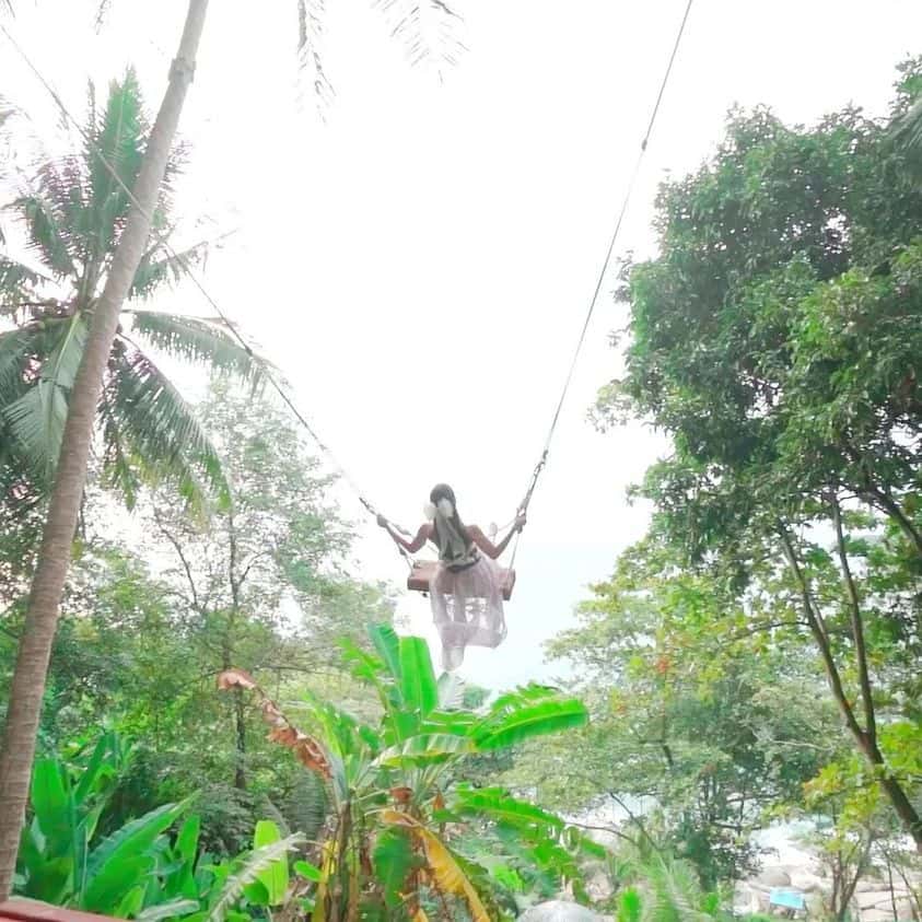 Phuket Rock Beach Swing1
